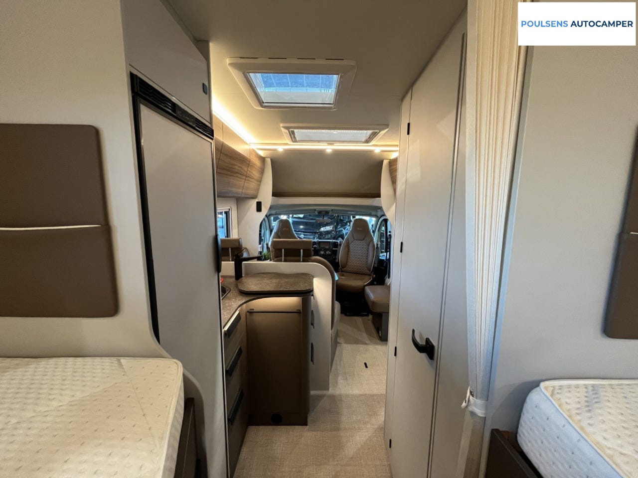Vue intérieure du Bürstner B66 2026