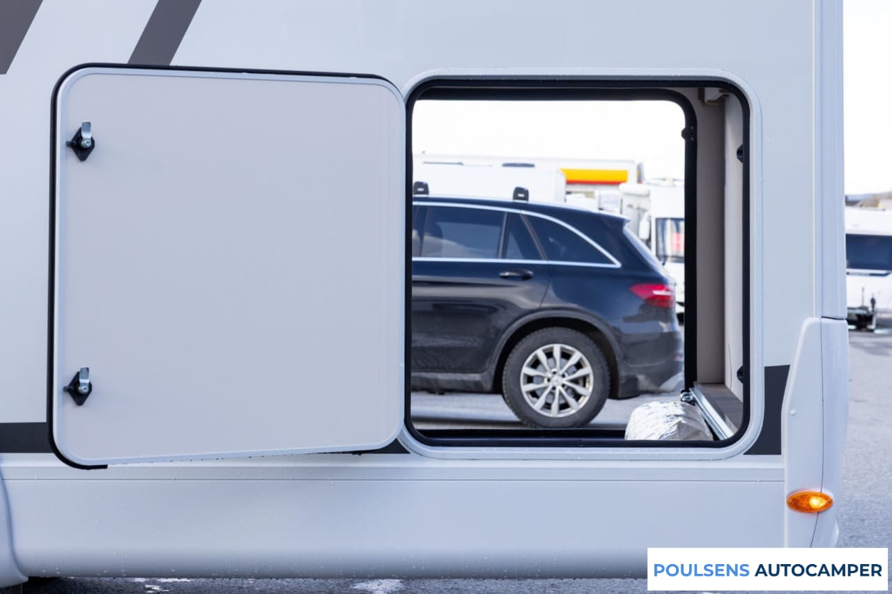Vue extérieure du camping‑car semi‑intégré Carado T 447 2024 neuf