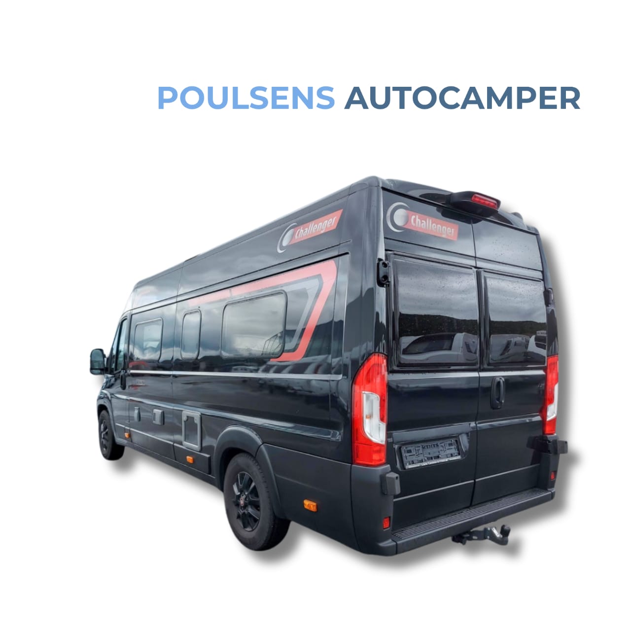 Vue arrière du Challenger Van Elegance V217 avec auvent