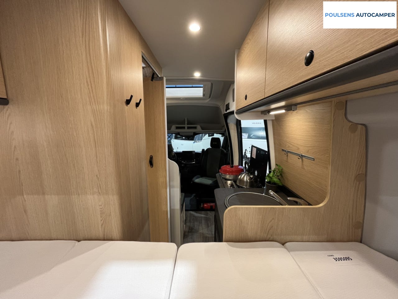 Vue intérieure du Sunlight Cliff 590 4x4 Green Trek 2026